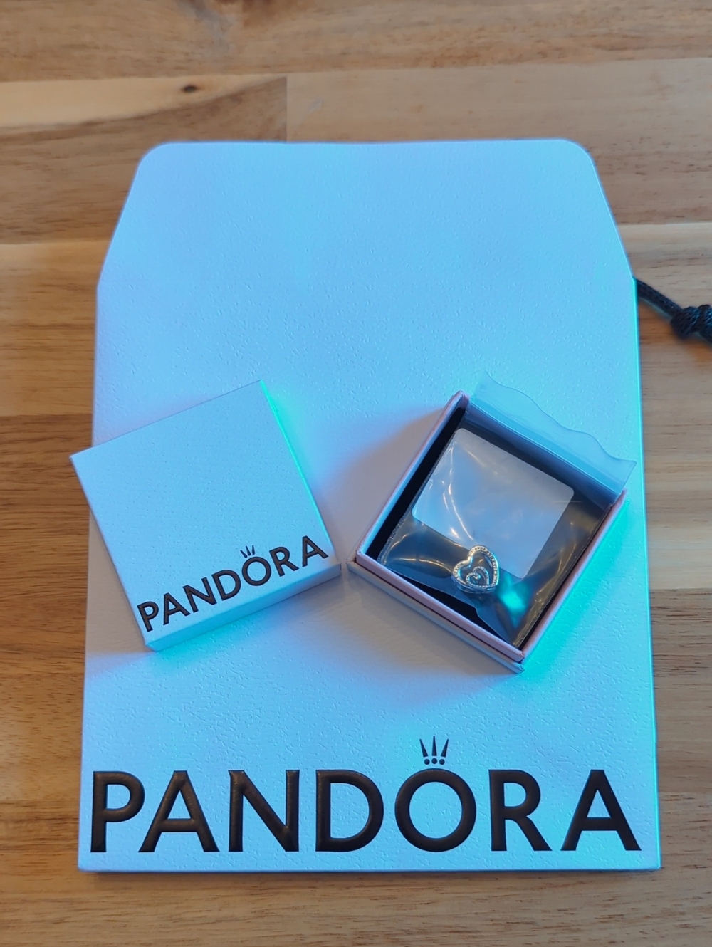NIB Pandora Entwined Infinite Hearts Mom Charm